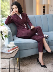 女式三?？蹢l紋西裝酒紅色